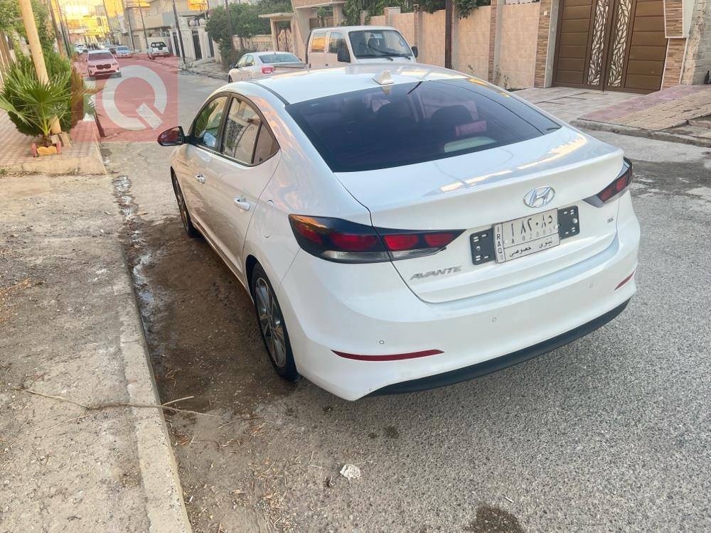 هیوندای ئەلەنترا